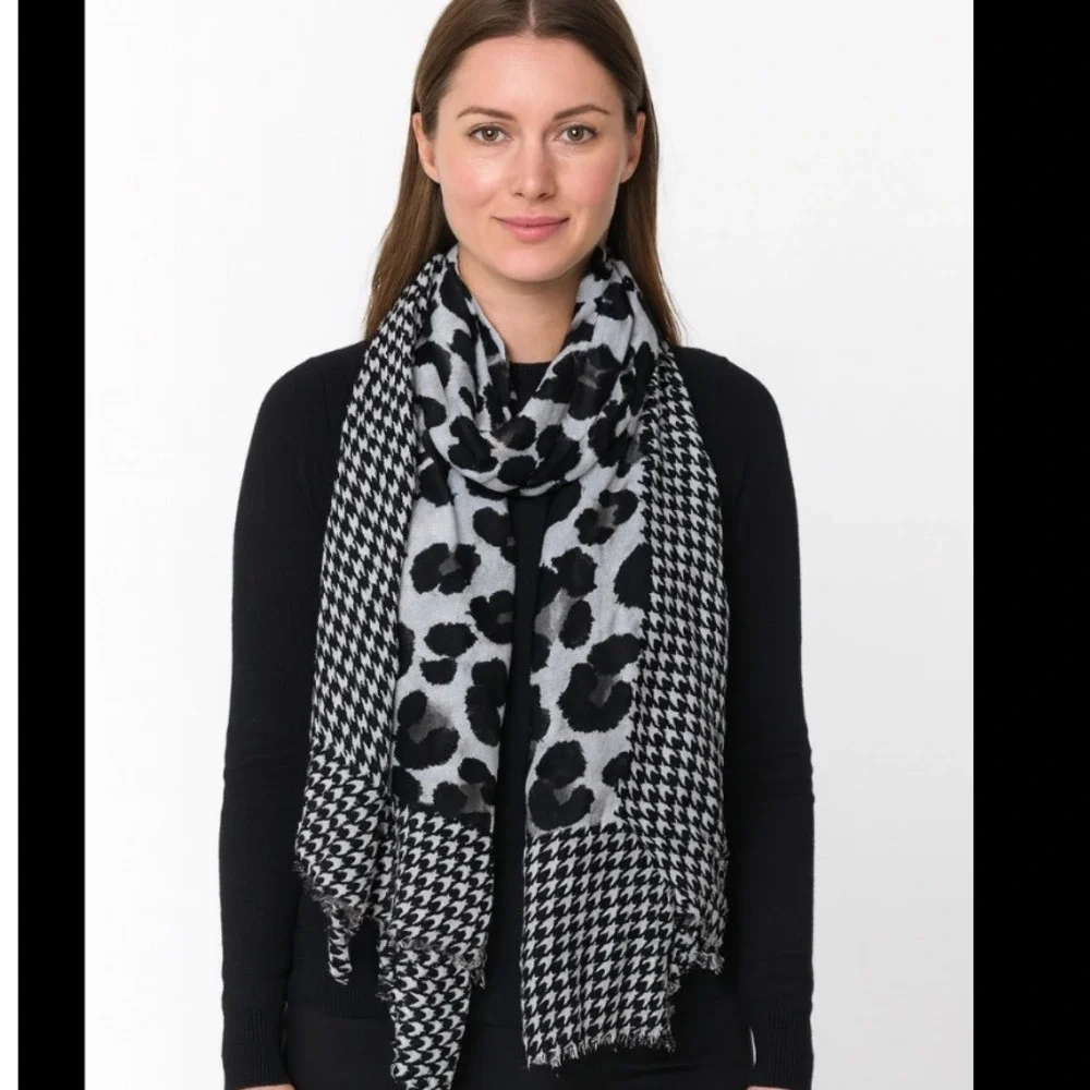Houndstooth and‎ Leopard Print Scarf Shawl Wrap Black White Patterned